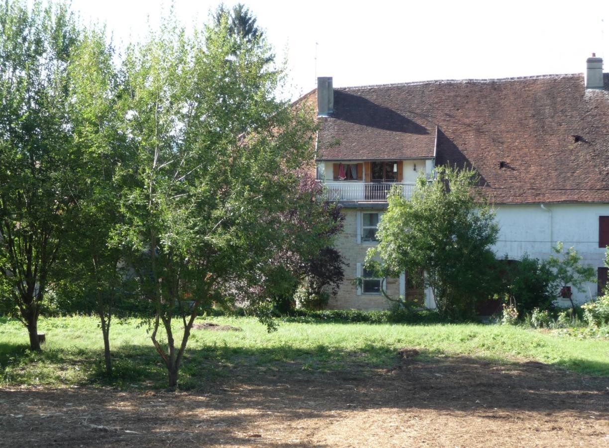 2 chambres d'hôtes privées louées séparément avec communs à partager Beaufort (Jura) Exterior foto